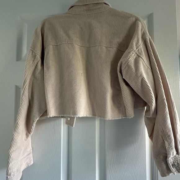 Cropped jacket - Picture 3 of 3